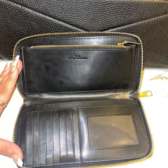 SOLD ✨❤️FINAL SALE🌼The Marc Jacob set - Picture 11 of 16